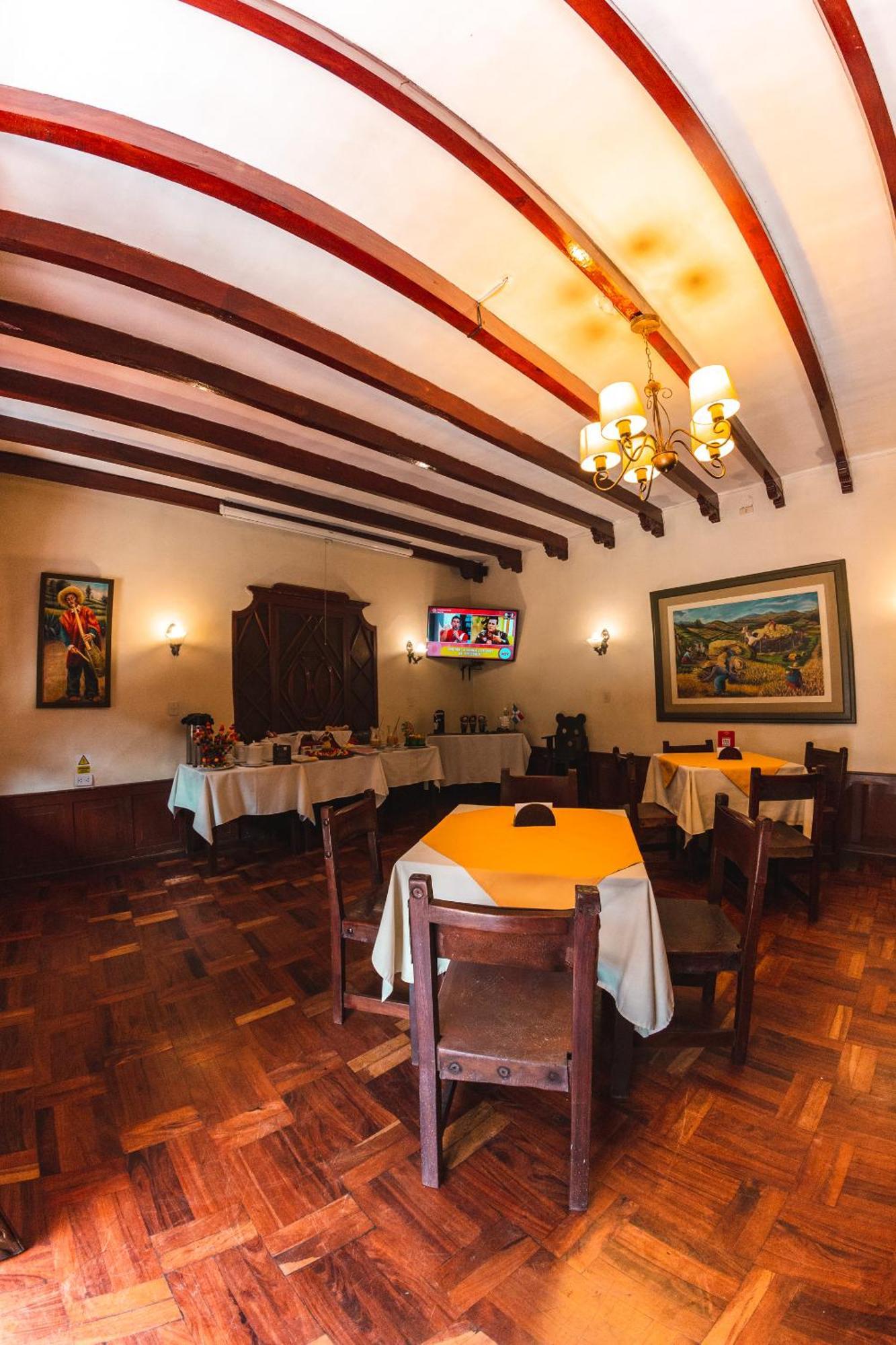 Hotel Cajamarca Bagian luar foto